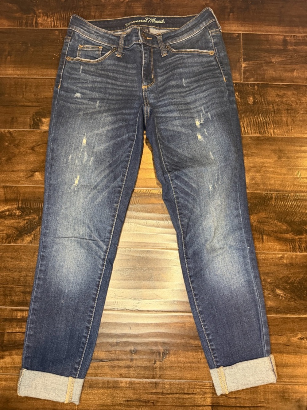 Universal Thread Mid-Rise Skinny Kick Jeans Size 0/25R Distressed Raw Hem Crop